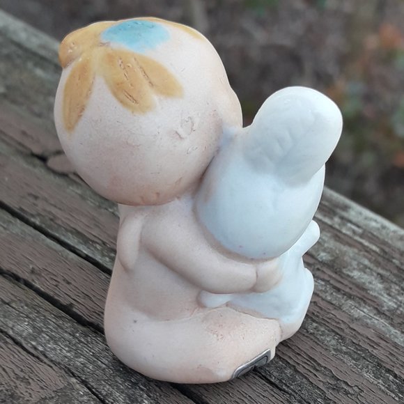 Mini Dollhouse Baby Porcelain Vintage UOGC Taiwan Tiny Bunny Rabbit - Picture 3 of 9